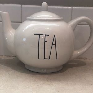 NWT Rae Dunn Teapot
